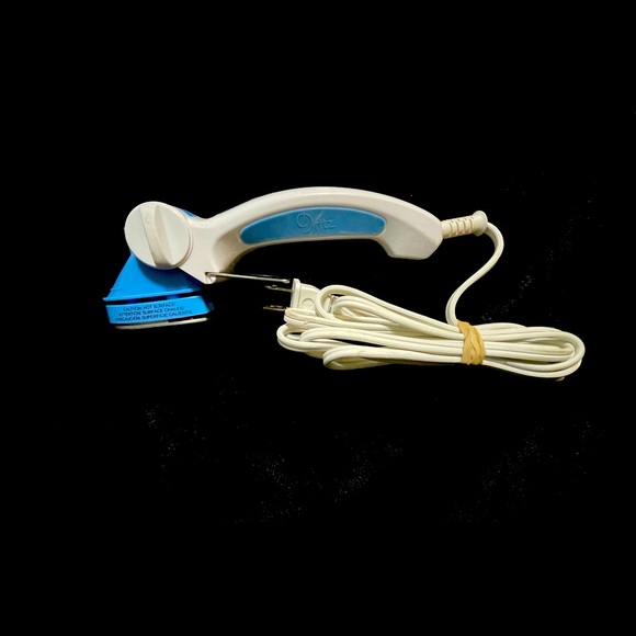 Mini Iron - Picture 1 of 11